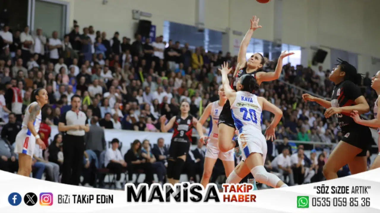 Turgutlu’nun Gururu: Belediyespor Kadın Takımı Play-Off’ta İkinci Oldu