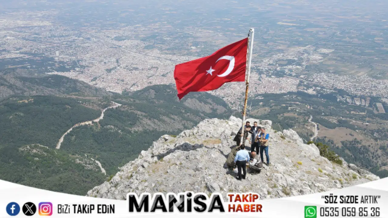 Türkiye Çevre Haftası Manisa’da Bayrak Değişimi ve Temizlikle Başladı