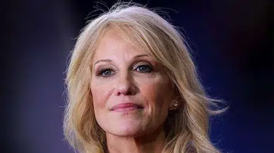 Kellyanne Conway ay sonunda görevini bırakacak