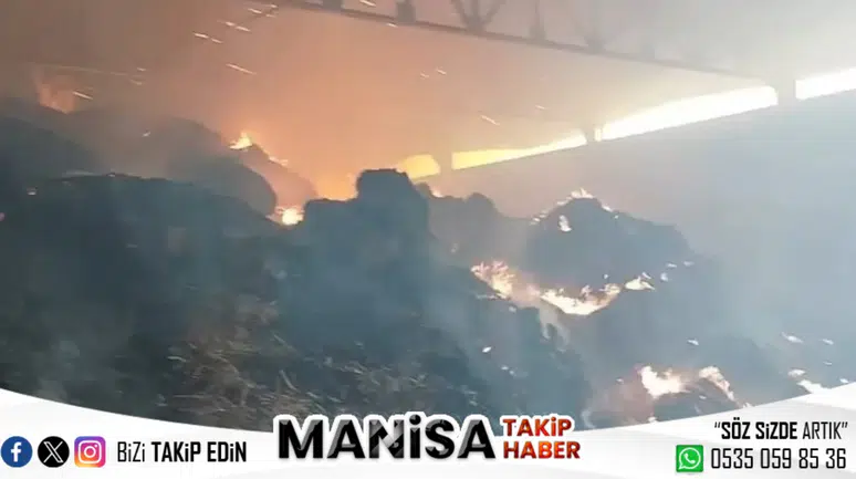 Manisa'da Samanlıkta Çıkan Yangında Binlerce Kilo Saman Alev Alev Yandı