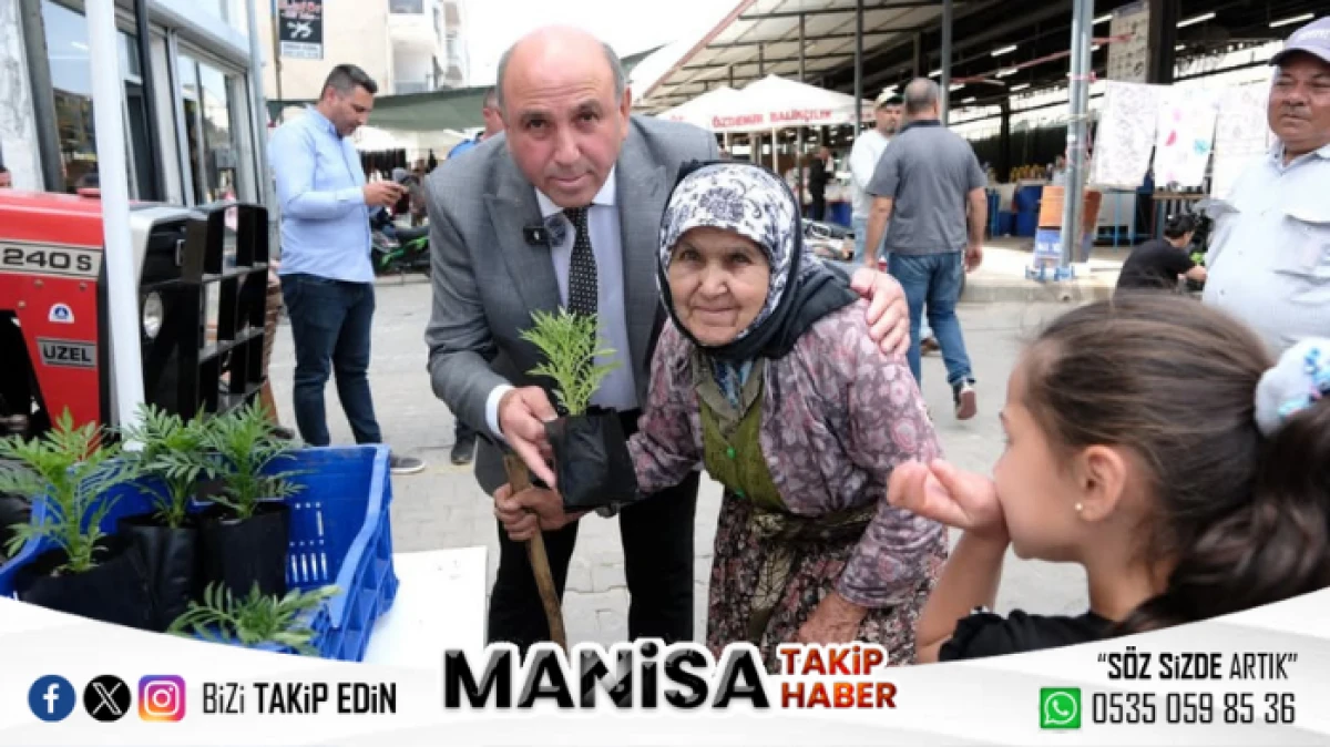 Manisa Büyükşehir’den Anneler Günü’nde Anlamlı Jest: Binlerce Çiçek Dağıtıldı