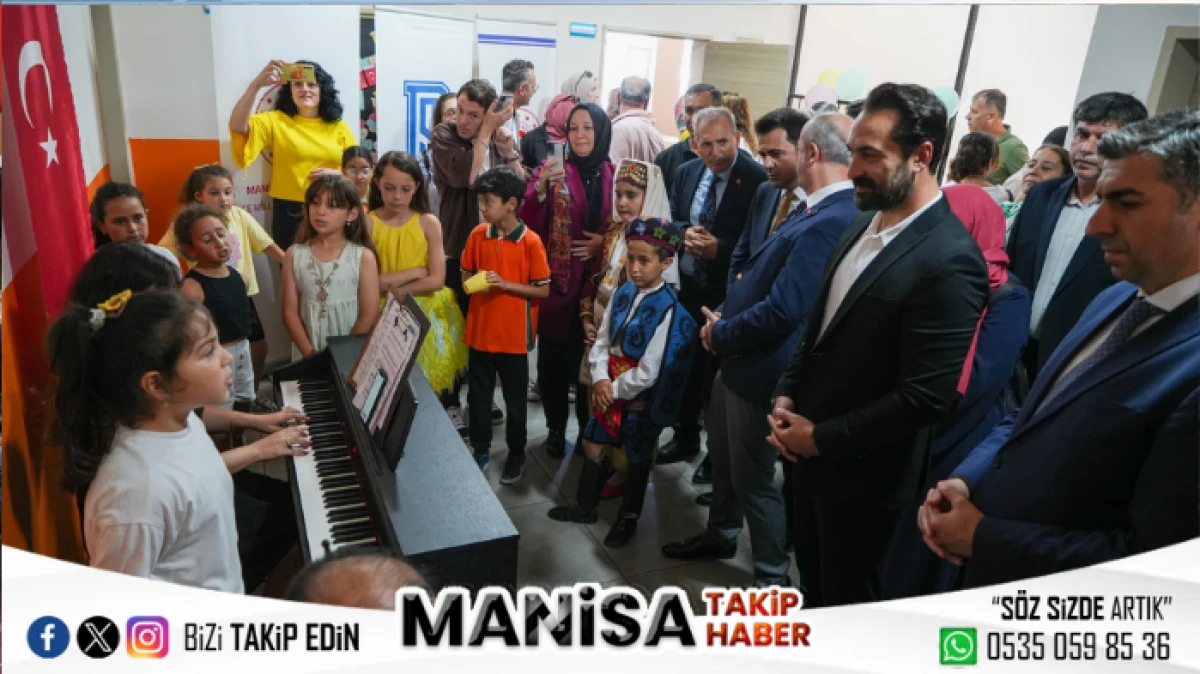 Mücahit Arınç’ın Katılımıyla Manisa’da Türk Hava Kurumu İlkokulu’nda Drama Sınıfı Açıldı